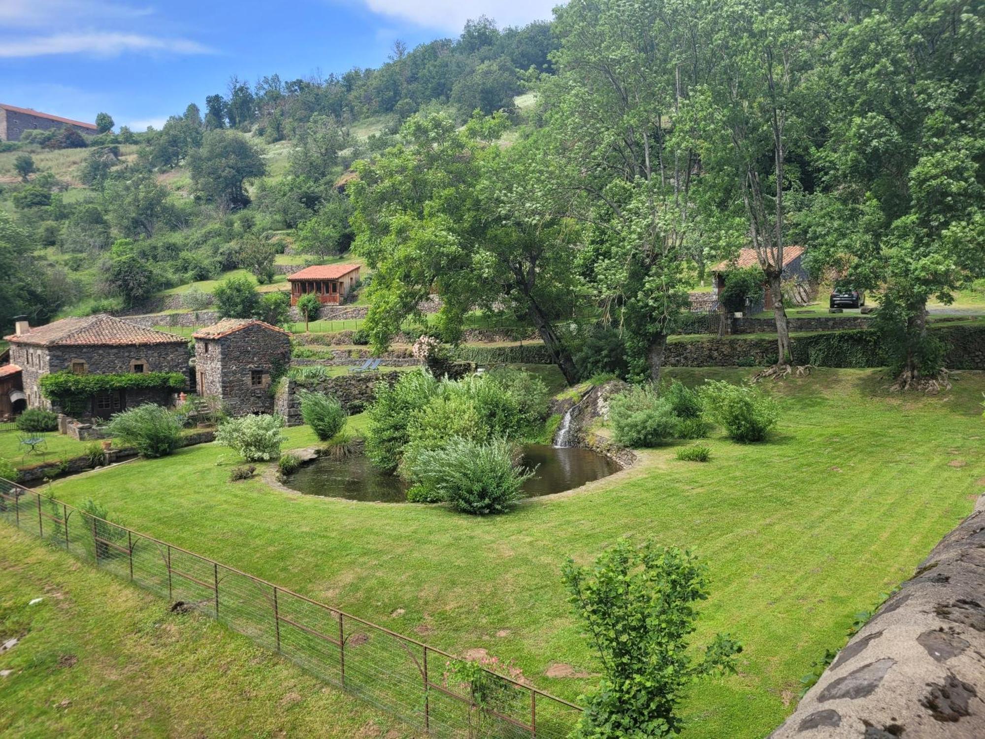 Le Moulin Bed and Breakfast Saint-Arcons-d'Allier Eksteriør billede